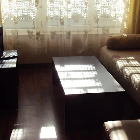 Apartment Studio Blaga Dimitrova *